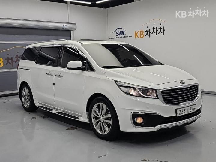 Kia Carnival — miniaturë 4