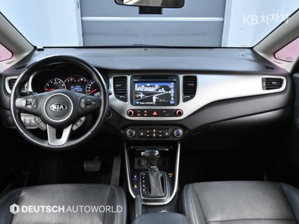 Kia Carens — miniaturë 7