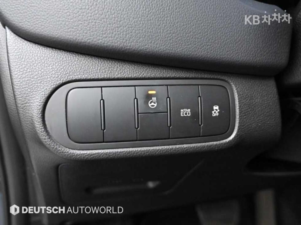 Kia Carens — miniaturë 16