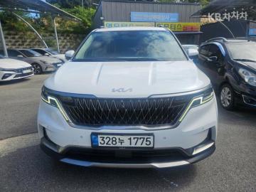 Kia Carnival D2.2 9인승 시그니처 — foto 1