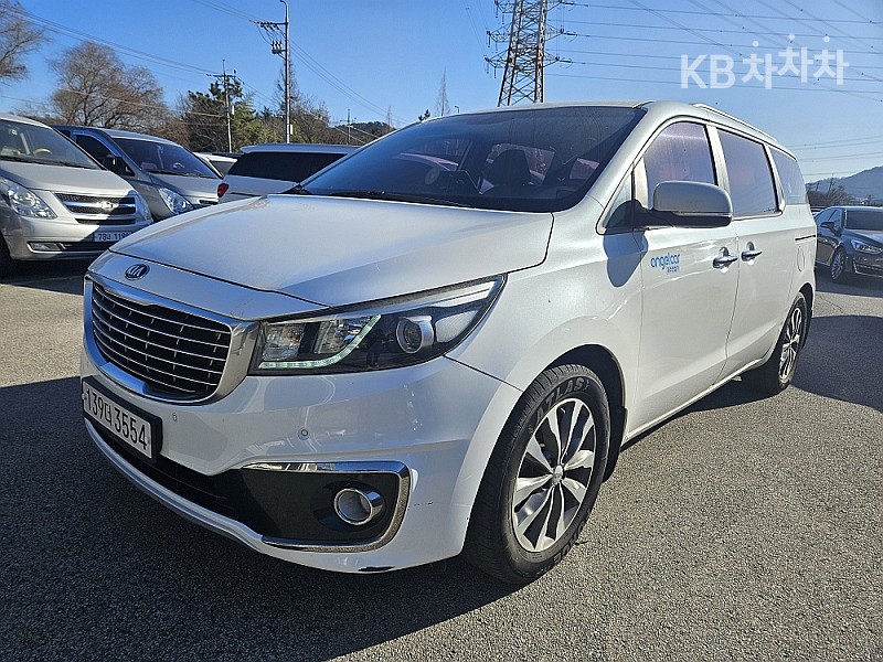 Kia Carnival — miniaturë 3