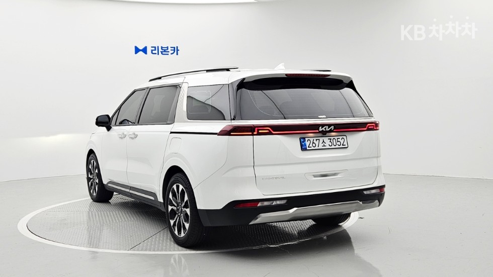 Kia Carnival — miniaturë 6
