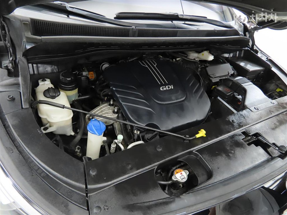 Kia Carnival — miniaturë 19
