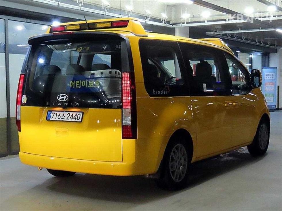 Hyundai Staria — miniaturë 4