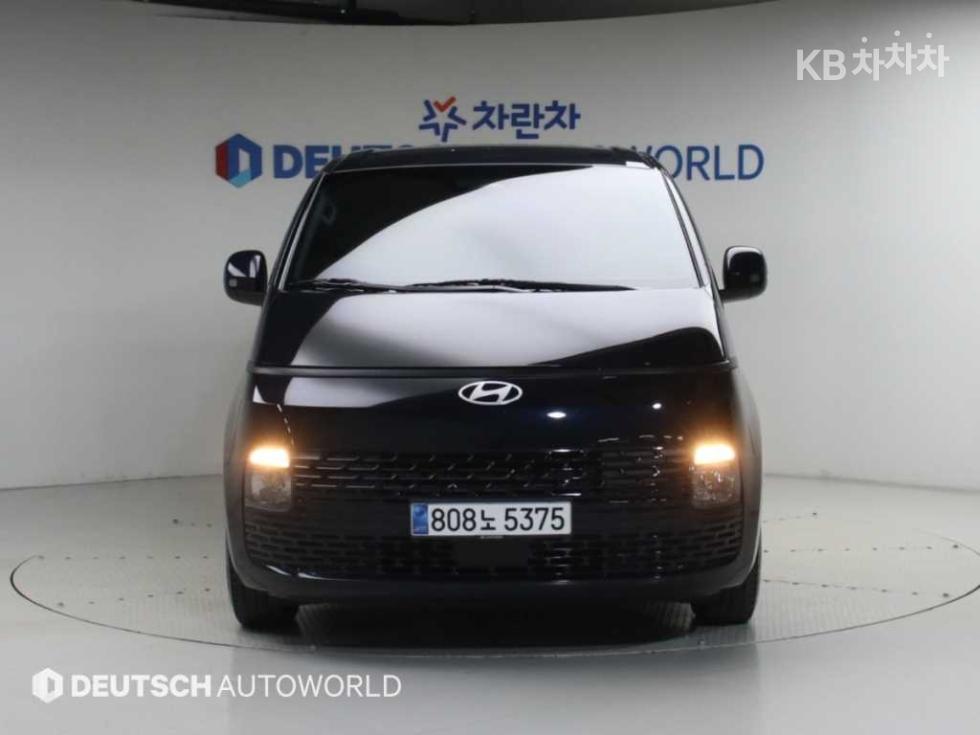 Hyundai Staria — miniaturë 3