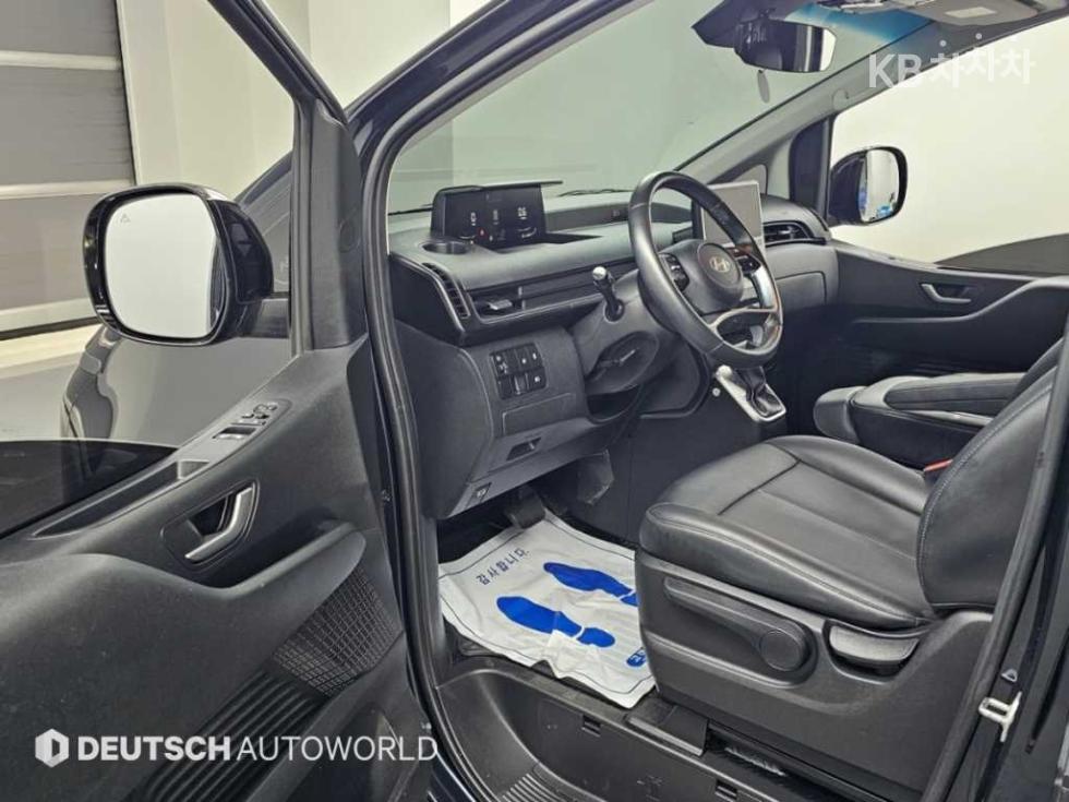 Hyundai Staria — miniaturë 11