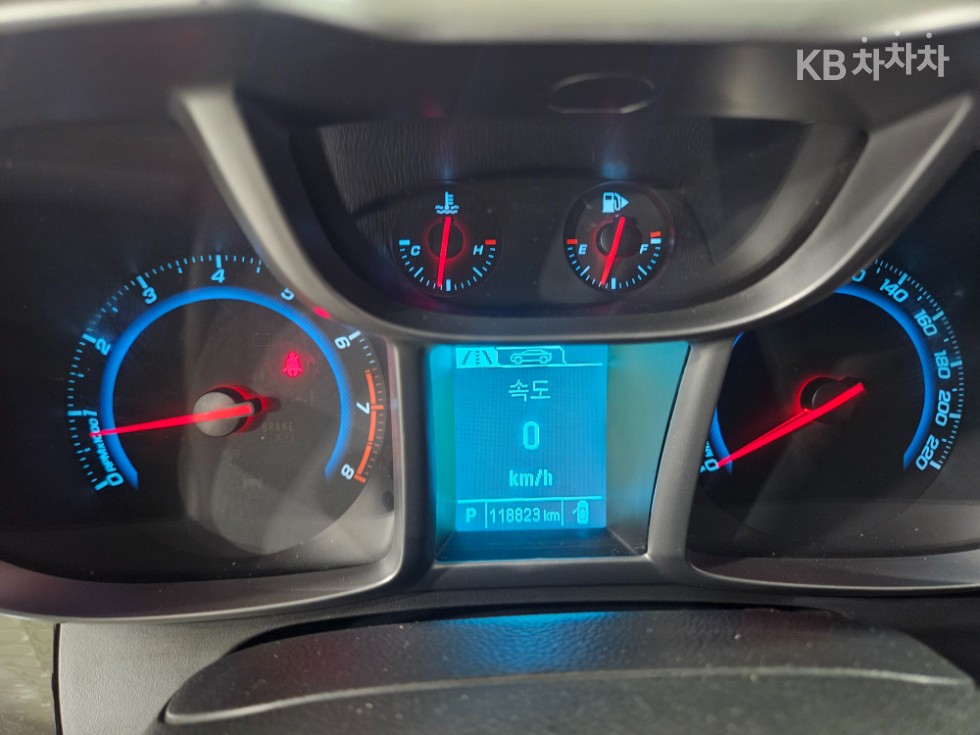 Chevrolet Orlando — miniaturë 11