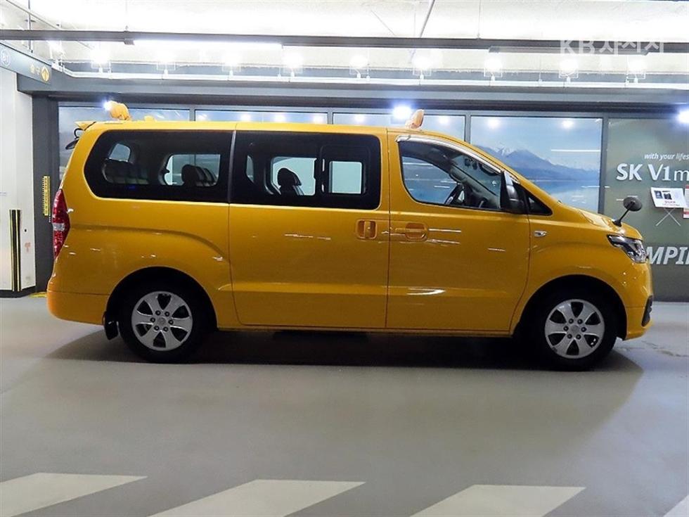 Hyundai Starex — miniaturë 3
