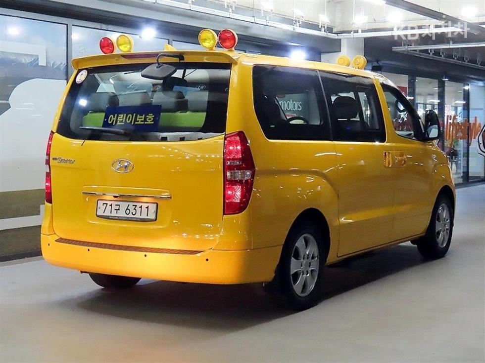 Hyundai Starex — miniaturë 4