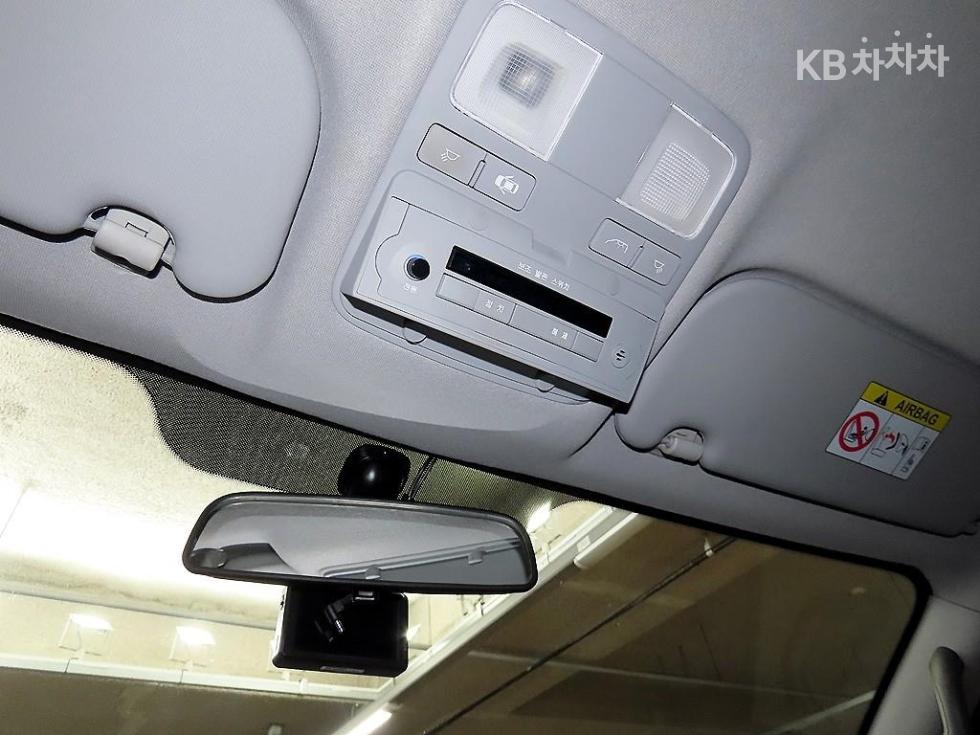 Hyundai Starex — miniaturë 16