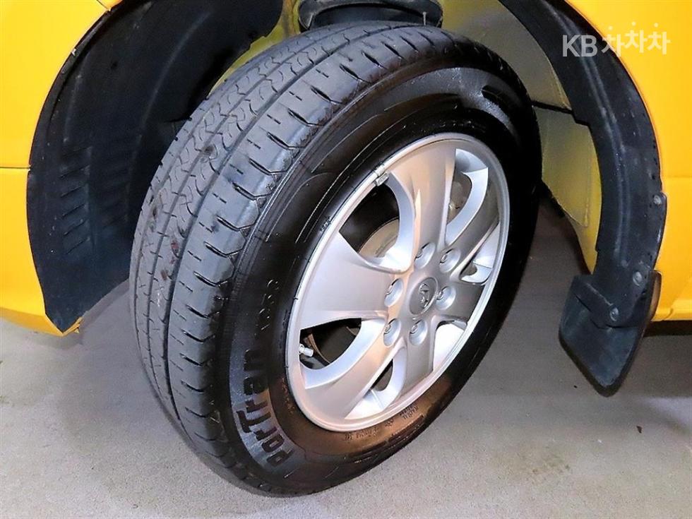 Hyundai Starex — miniaturë 20