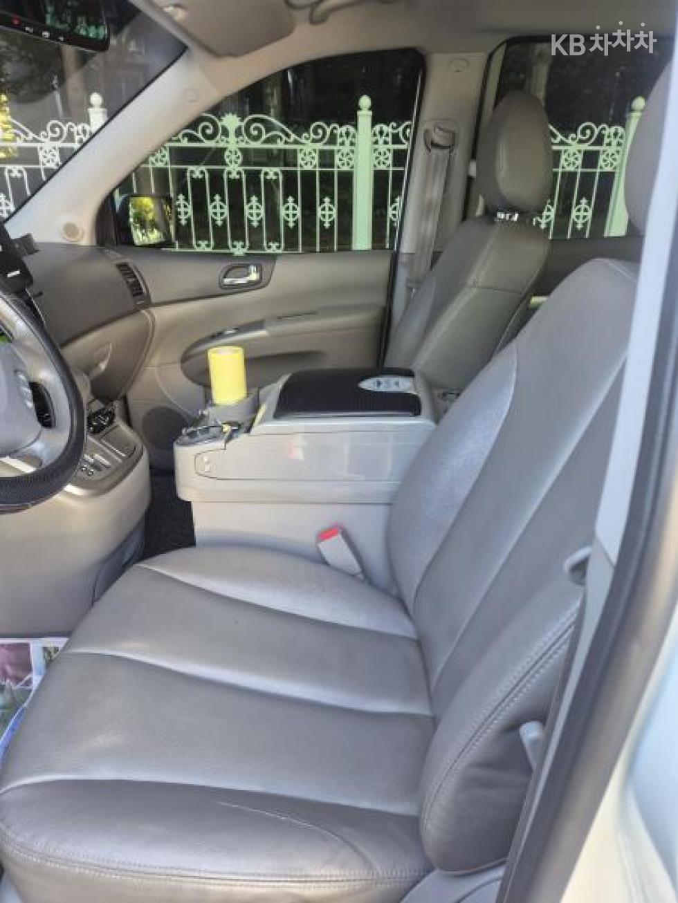 Kia Carnival — miniaturë 12