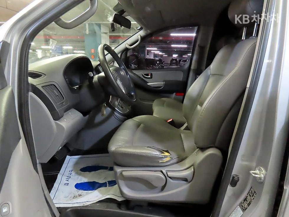 Hyundai Starex — miniaturë 6