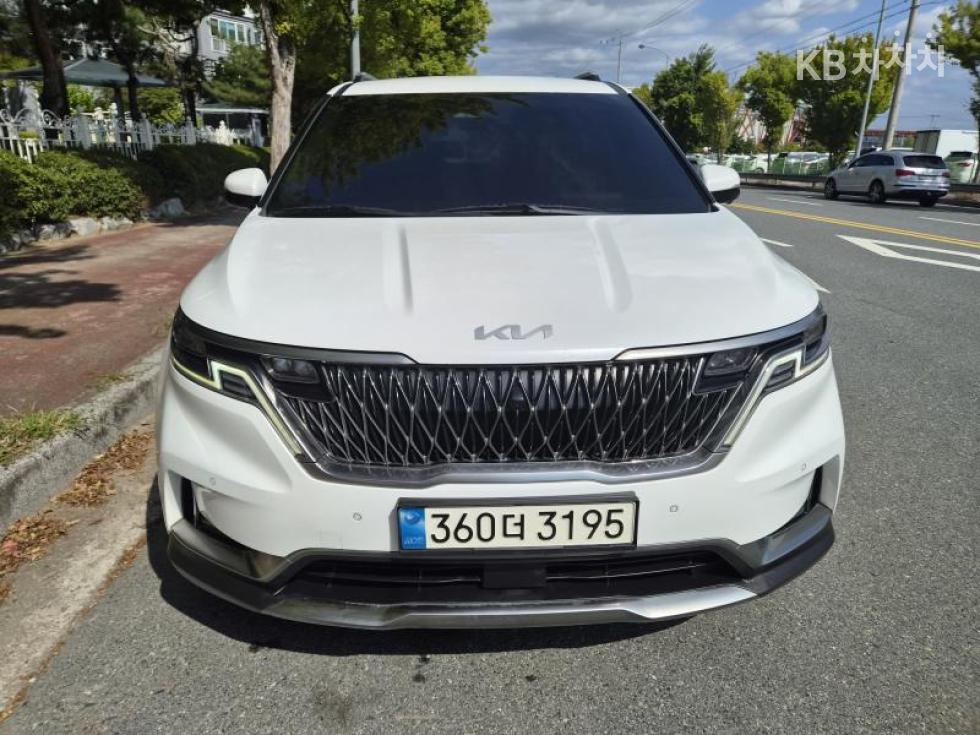 Kia Carnival — miniaturë 3