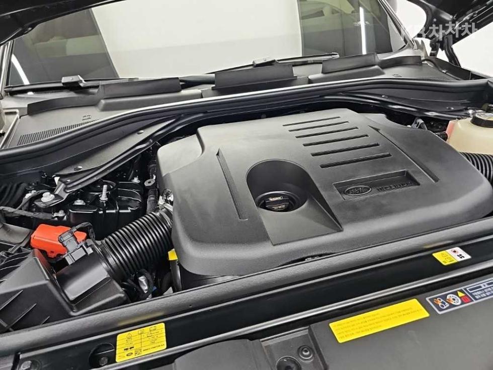 Land Rover Range Rover Sport — miniaturë 5