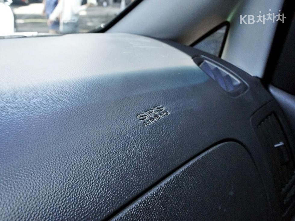 Hyundai Starex — miniaturë 15