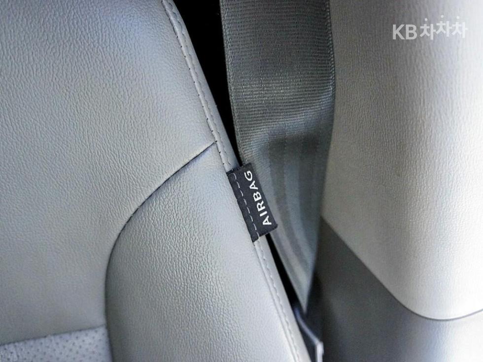 Hyundai Starex — miniaturë 16