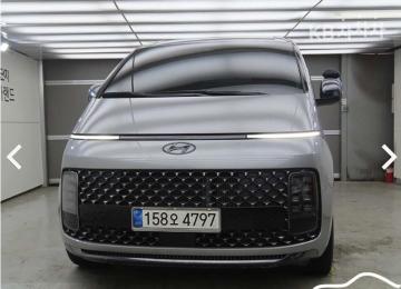 Hyundai Staria 2.2 라운지 9 AWD 프레스티지 — foto 1