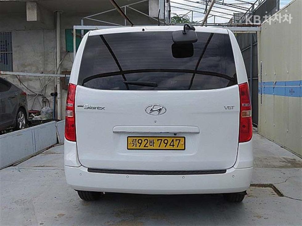 Hyundai Starex — miniaturë 3