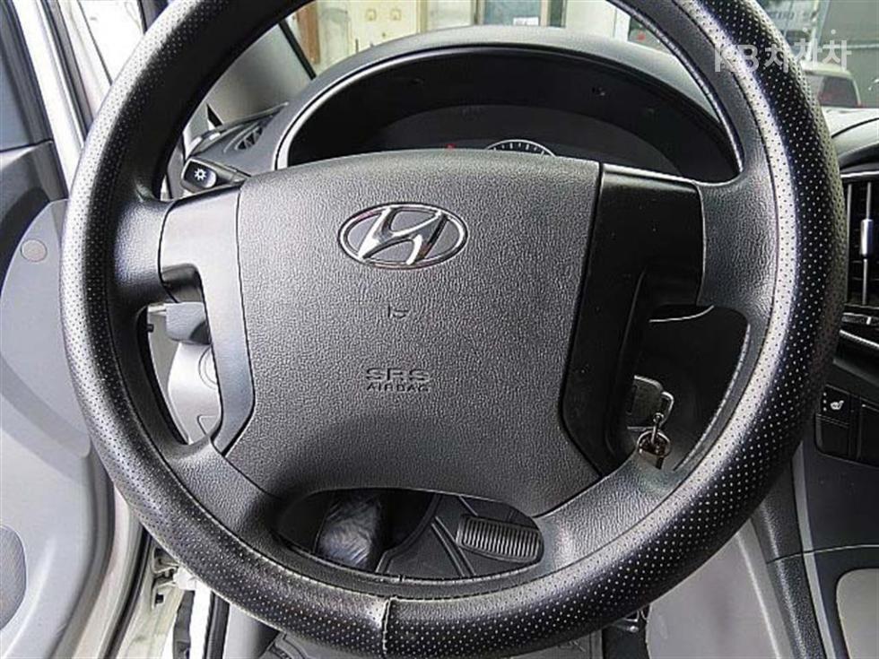 Hyundai Starex — miniaturë 7