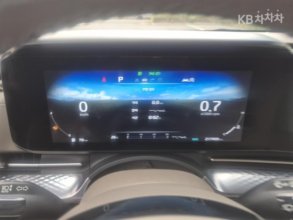 Kia Carnival — miniaturë 15