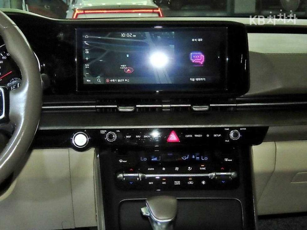Kia Carnival — miniaturë 11