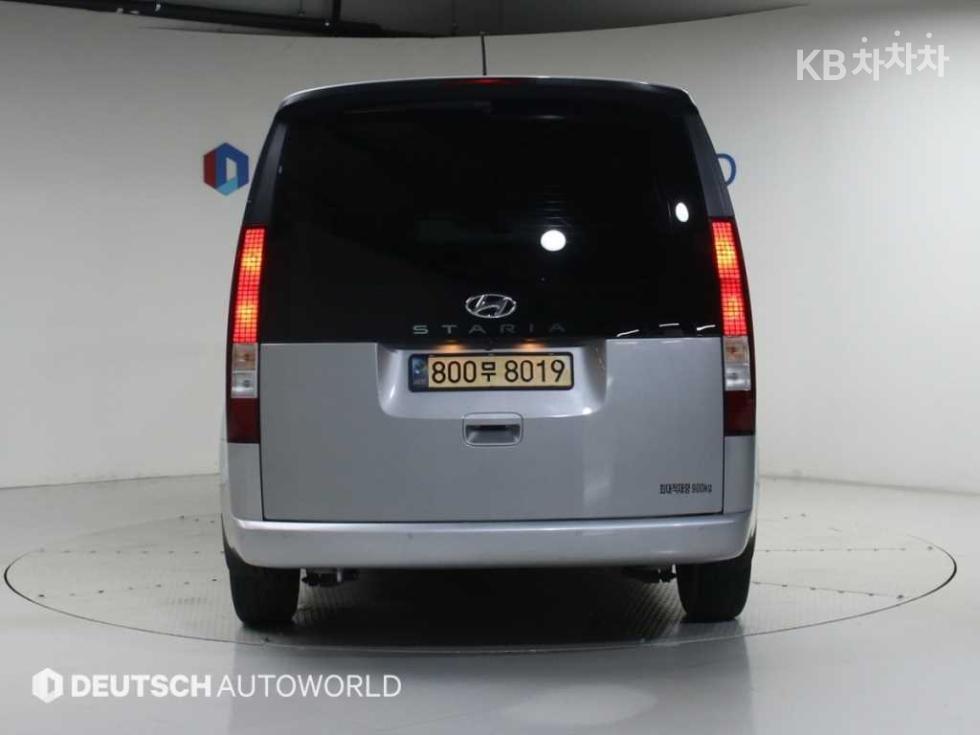Hyundai Staria — miniaturë 4