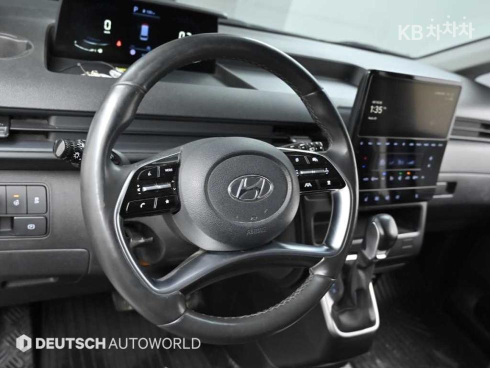 Hyundai Staria — miniaturë 13
