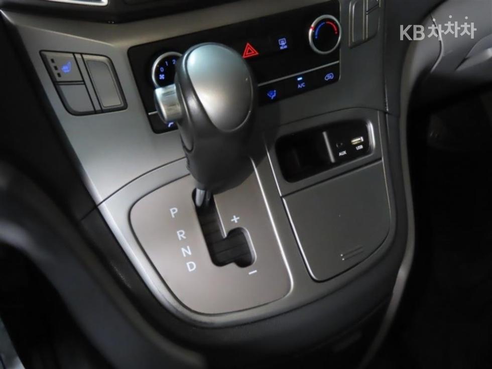 Hyundai Starex — miniaturë 6