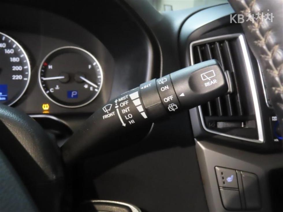 Hyundai Starex — miniaturë 10