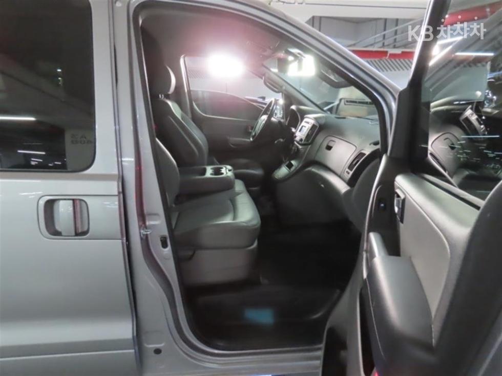 Hyundai Starex — miniaturë 15