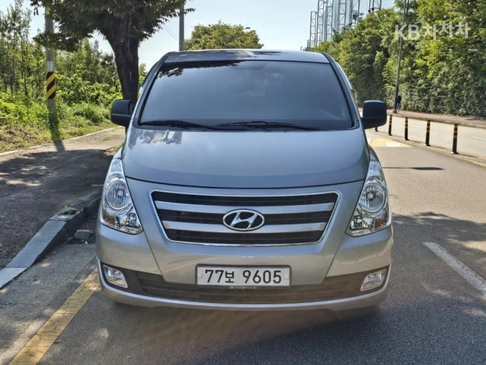 Hyundai Starex — miniaturë 2