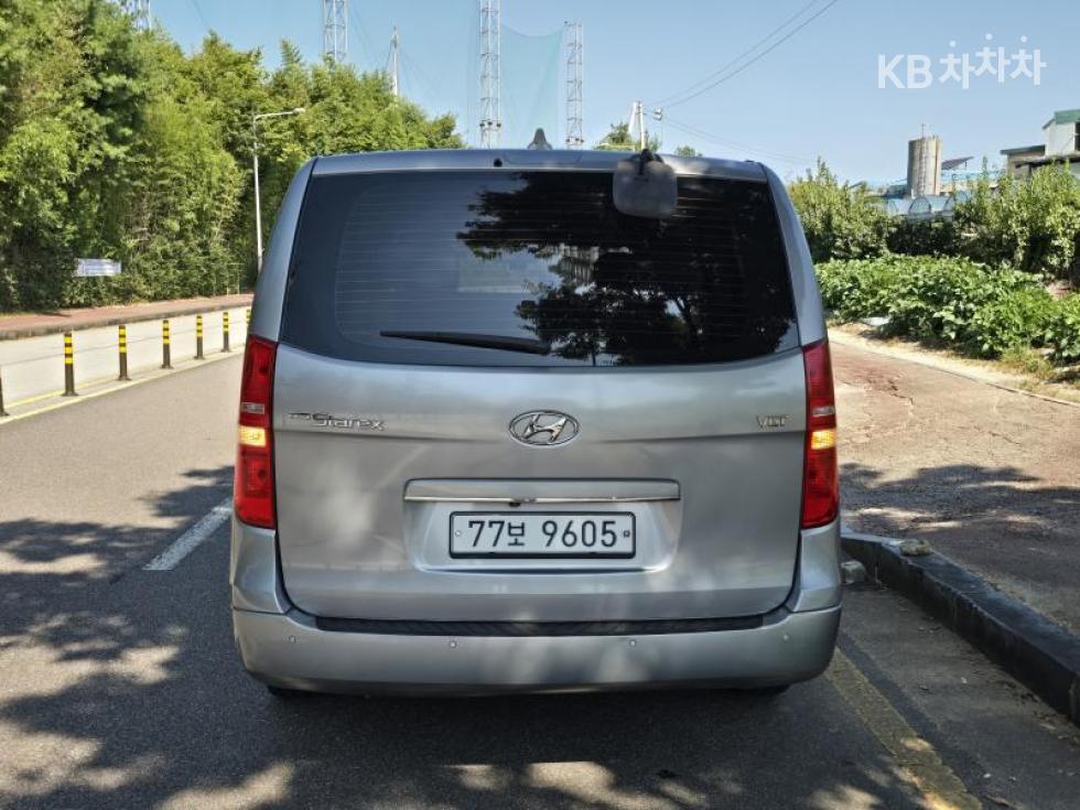 Hyundai Starex — miniaturë 4