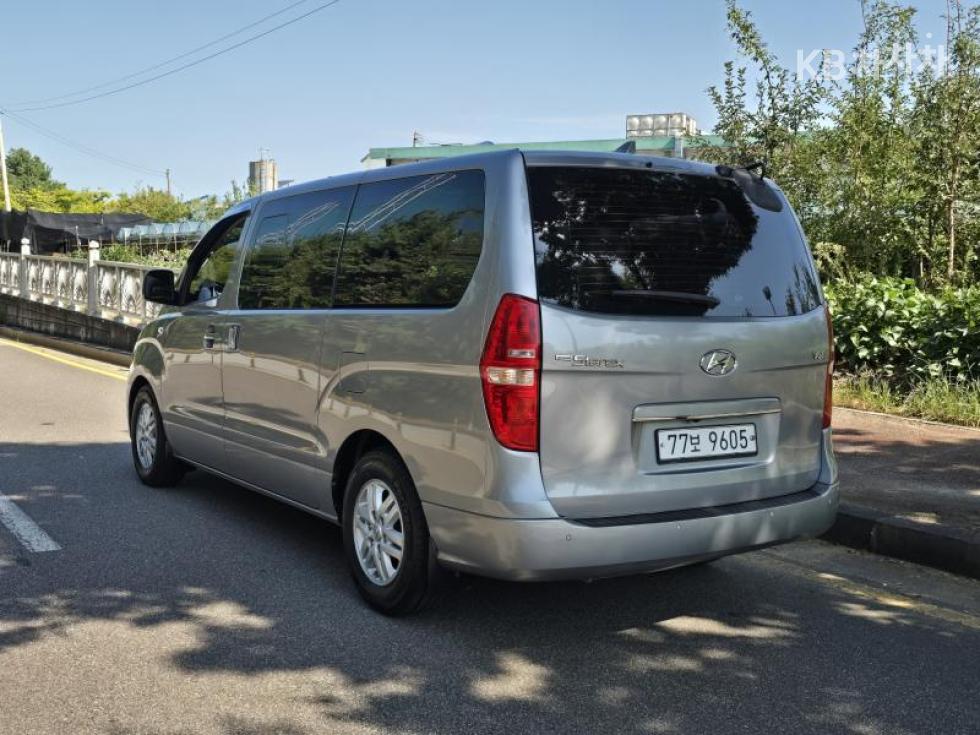 Hyundai Starex — miniaturë 6