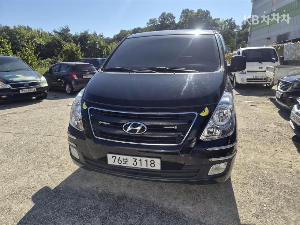 Hyundai Starex 12인승 왜건 CVX 스마트 — foto 1