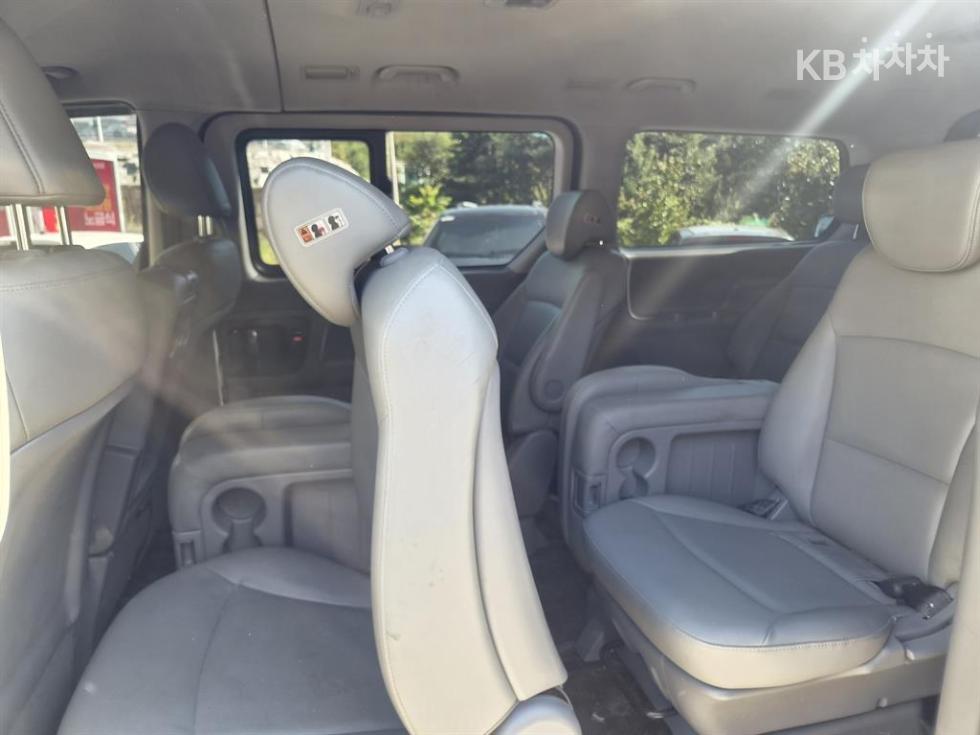 Hyundai Starex — miniaturë 4