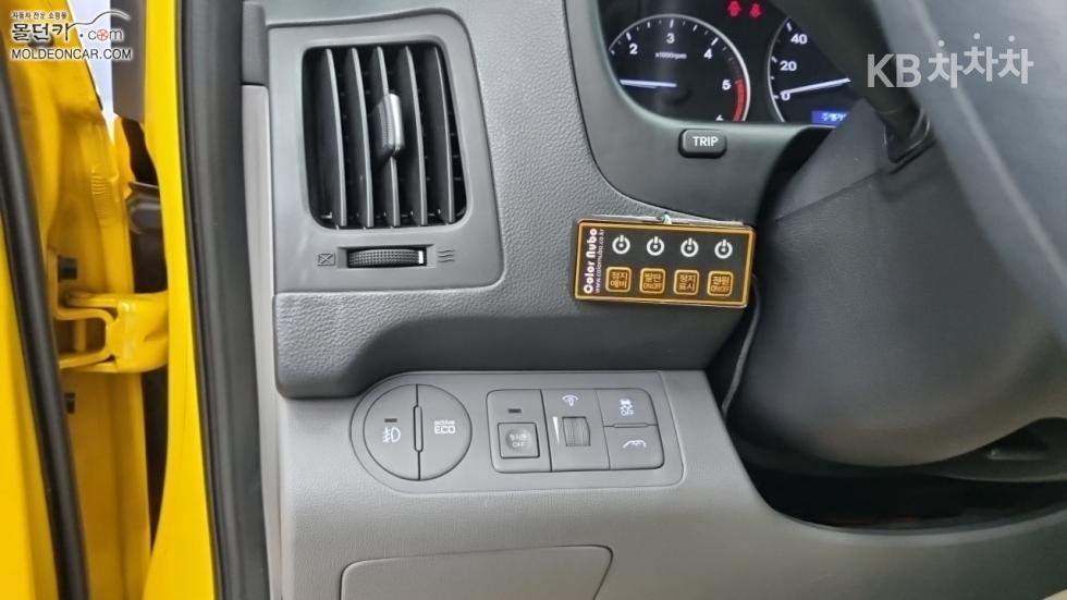 Hyundai Starex — miniaturë 16