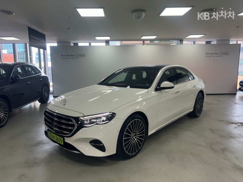 Mercedes-Benz E-klasse — miniaturë 2
