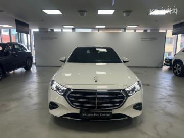 Mercedes-Benz E-klasse E450 4MATIC Exclusive — foto 1