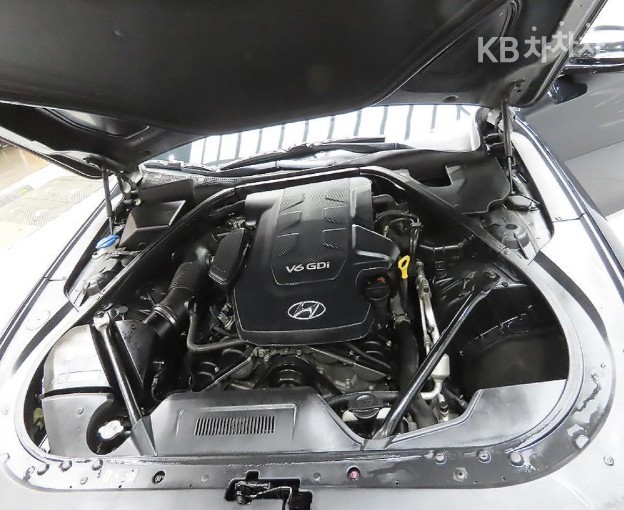 Hyundai Genesis — miniaturë 17