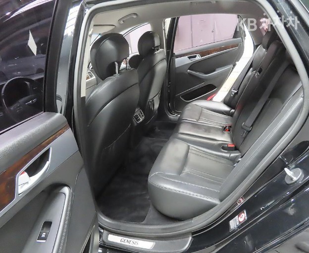 Hyundai Genesis — miniaturë 8