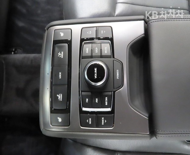 Hyundai Genesis — miniaturë 10
