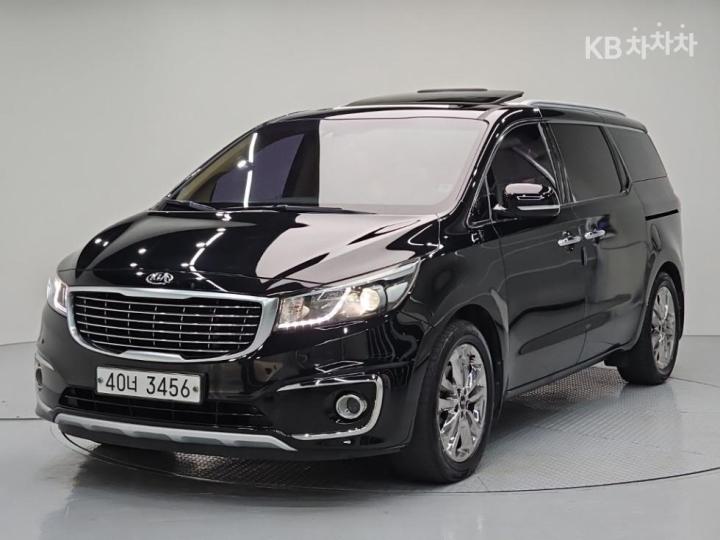 Kia Carnival 9인승 2.2 디젤 노블레스 — foto 1