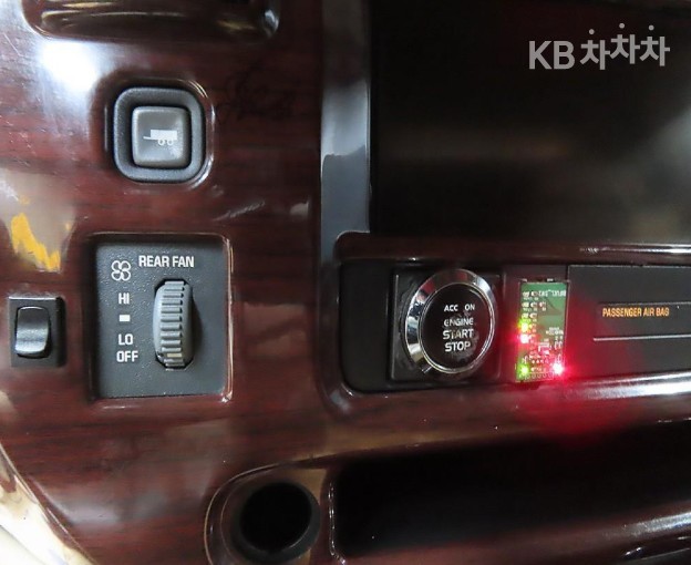 Chevrolet Express — miniaturë 10