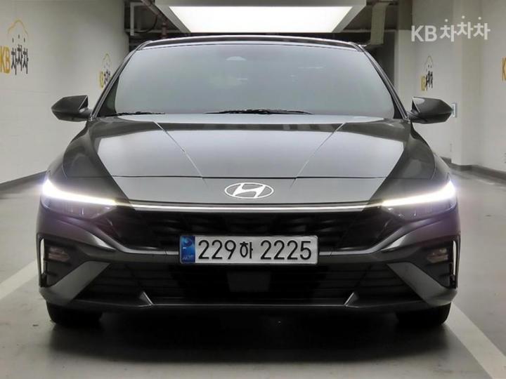 Hyundai Elantra 렌터카 1.6 LPi 모던 — foto 1