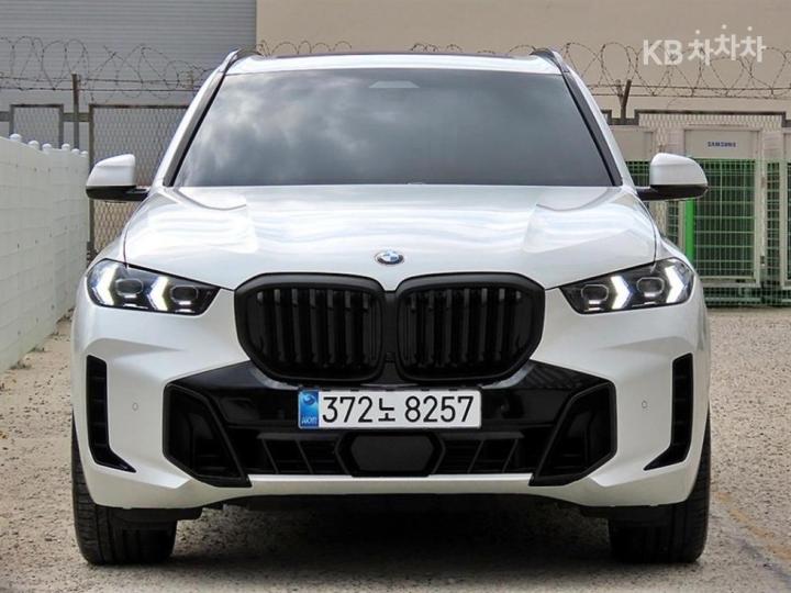 BMW X5 xdrive 30d m sport — foto 1
