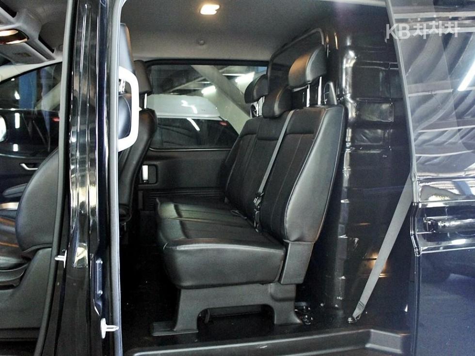 Hyundai Staria — miniaturë 6