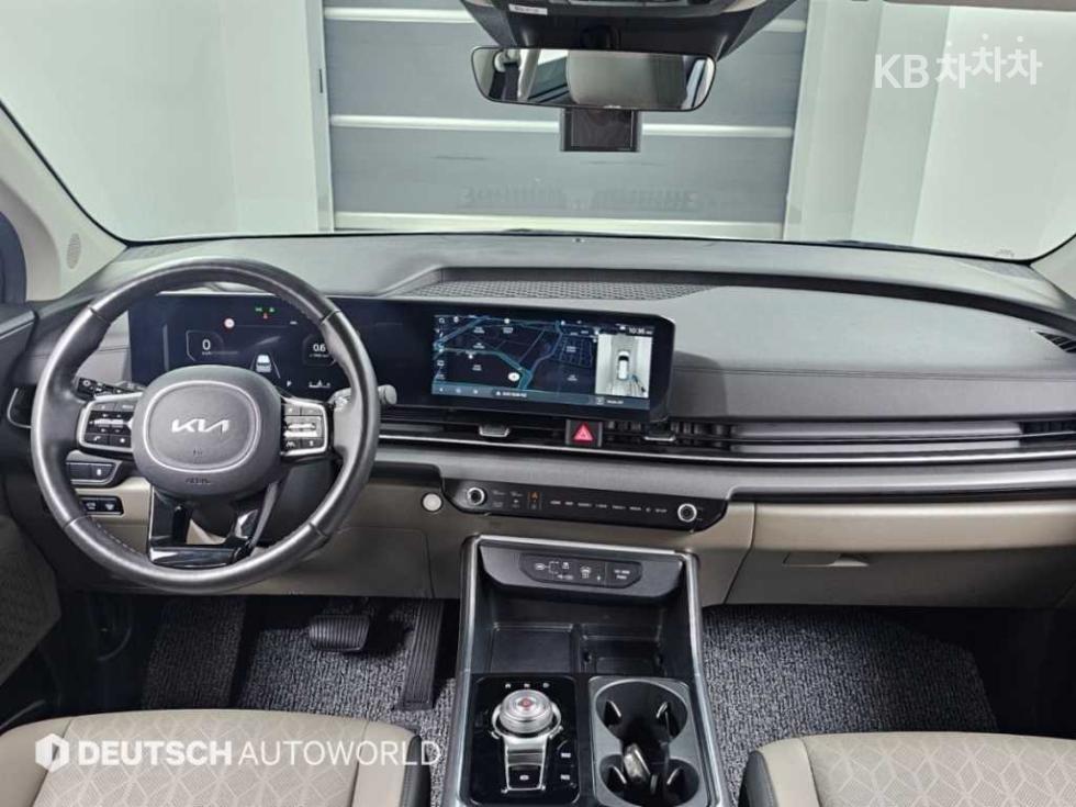 Kia Carnival — miniaturë 7