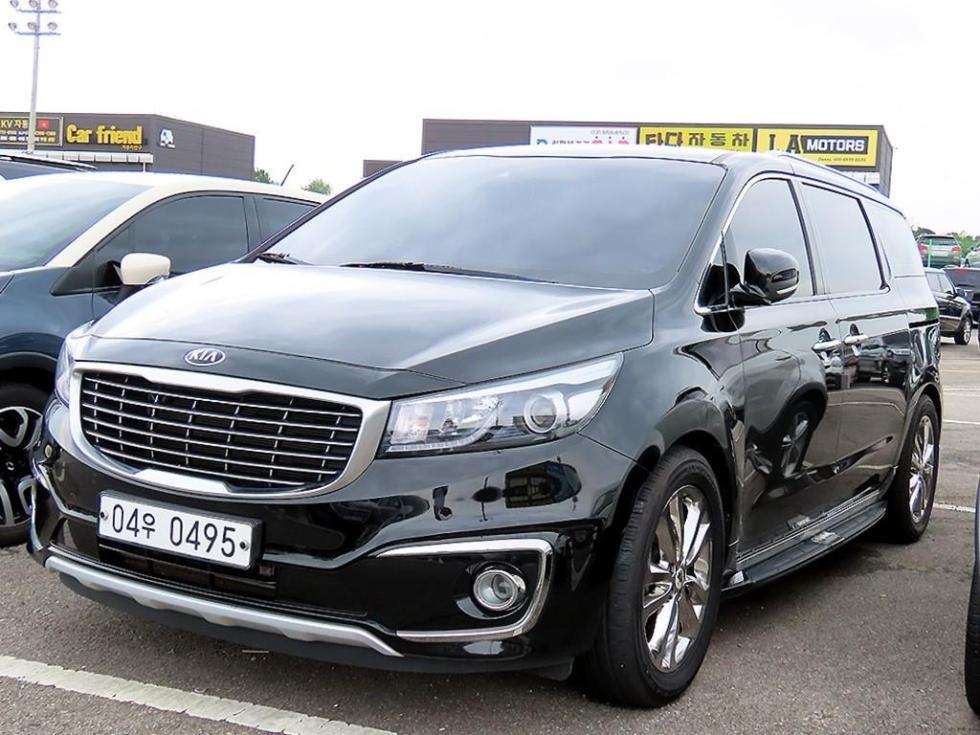 Kia Carnival — miniaturë 2