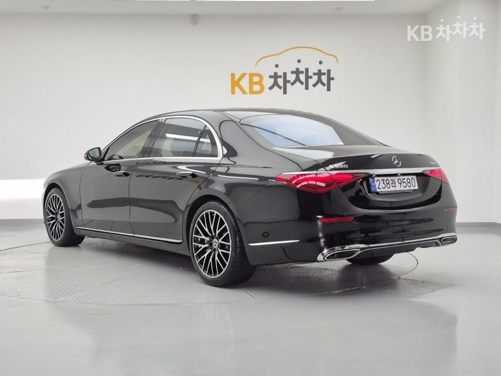 Mercedes-Benz S-klasse — miniaturë 3